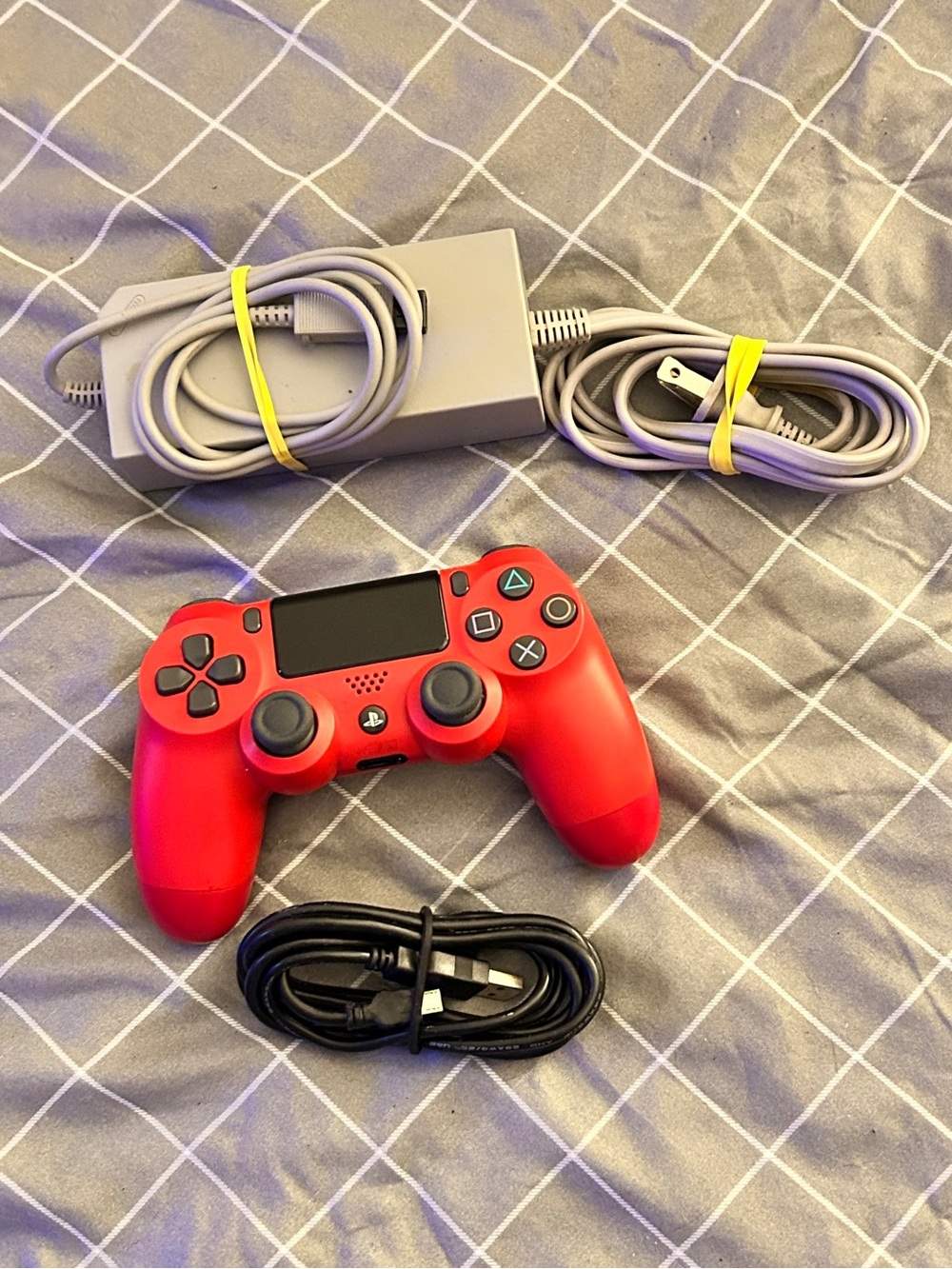 Red Wireless PS4 Controller with USB Cable & Wii Power Adapter